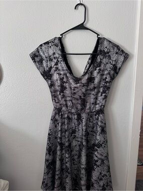 Rolla Coster Black and Silver Short-Sleeved Textured Party Dress